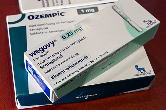 Três caixas de remédios para emagrecimento, perda de peso. Metrópoles