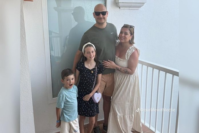 “Incidente bizarro”, conta mulher que deslocou o pescoço ao bocejar