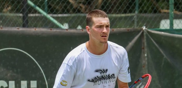 João Fonseca, de cabelo raspado, nesta sexta-feira, 5